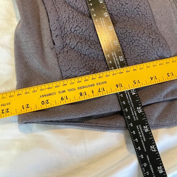 The North Face Gray Sherpa Fleece Zip-Up Vest Womens Large Highly Piling Purple - Picture 5 of 11